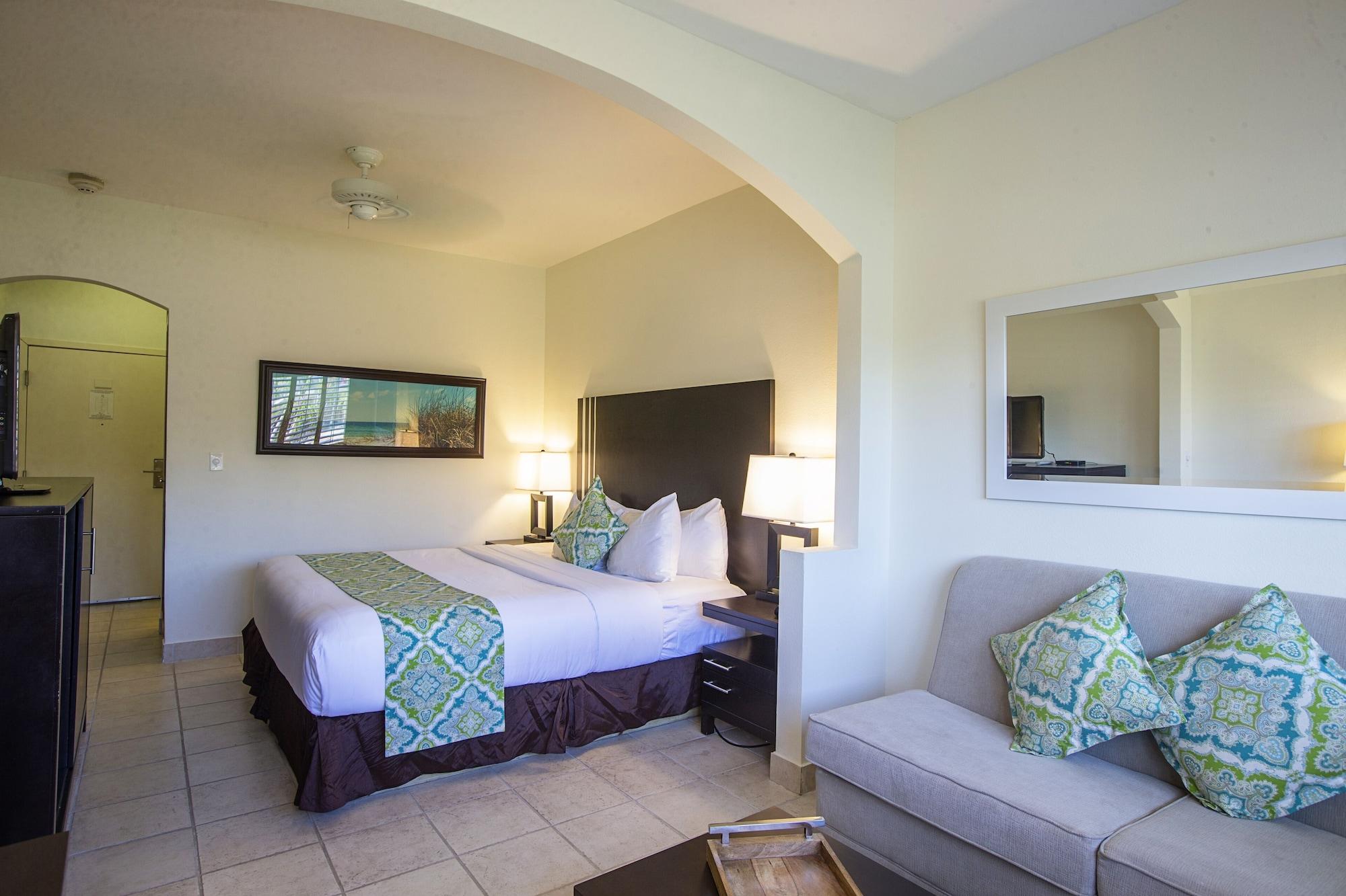Ports Of Call Resort Grace Bay Exterior photo