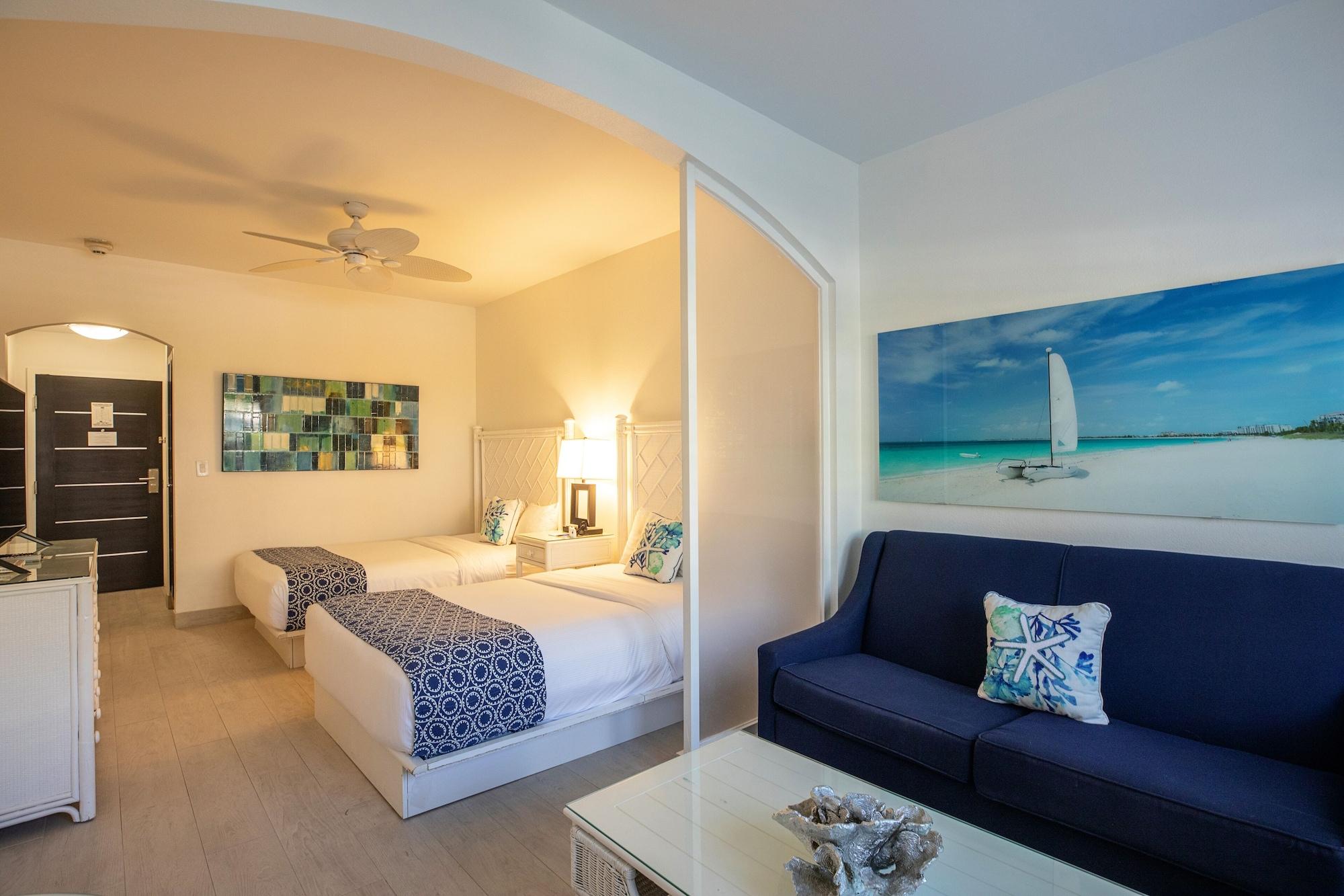 Ports Of Call Resort Grace Bay Exterior photo