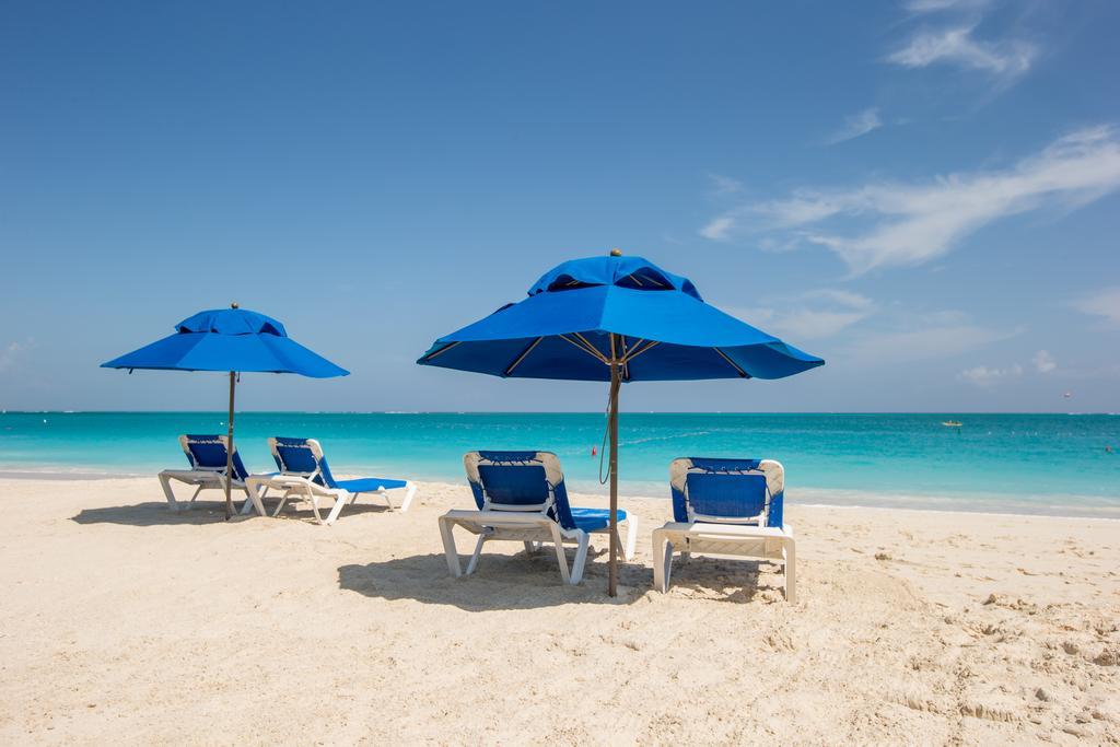 Ports Of Call Resort Grace Bay Exterior photo
